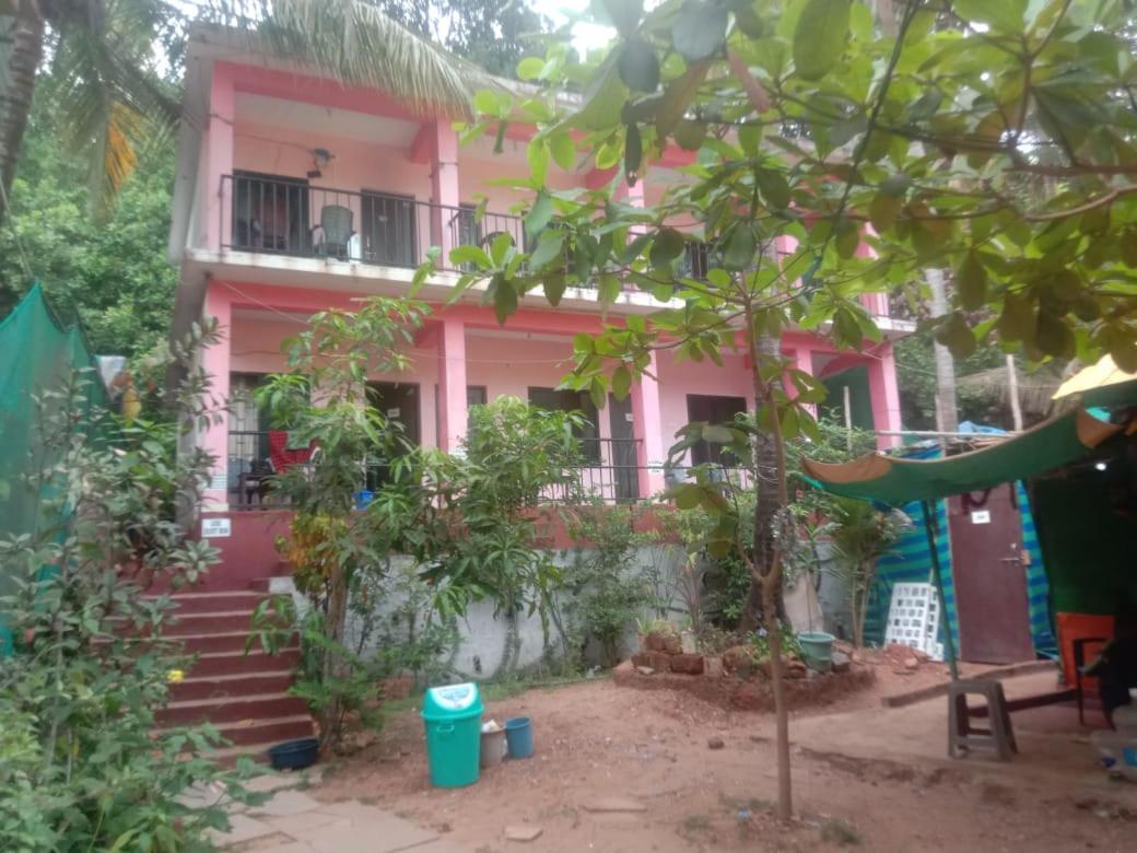 Est Hem Guesthouse Arambol Kültér fotó